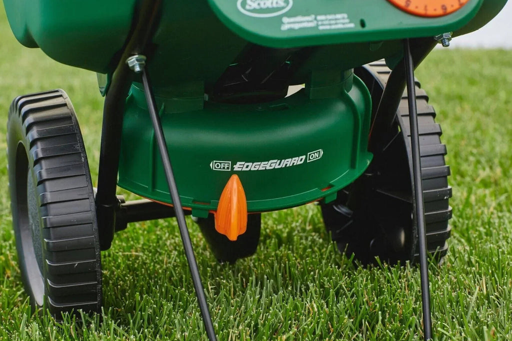 Scotts Turf Builder EdgeGuard Mini Broadcast Spreader - 5,000 Sq. Ft.
