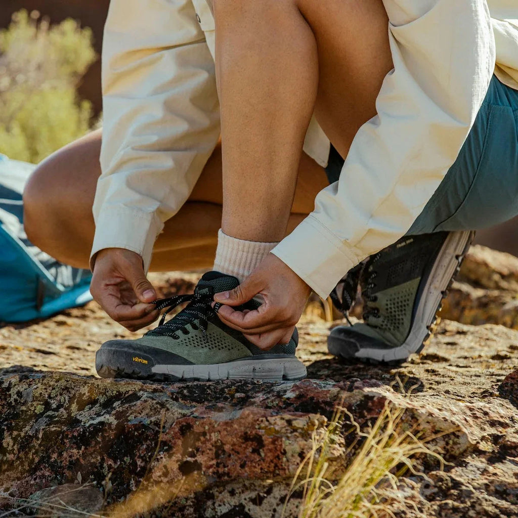 Women's Lightweight Hiking Shoe - Green/Black