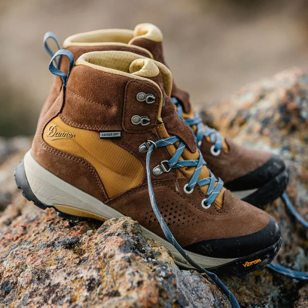Women's Waterproof Mid Hiking Boot - Brown