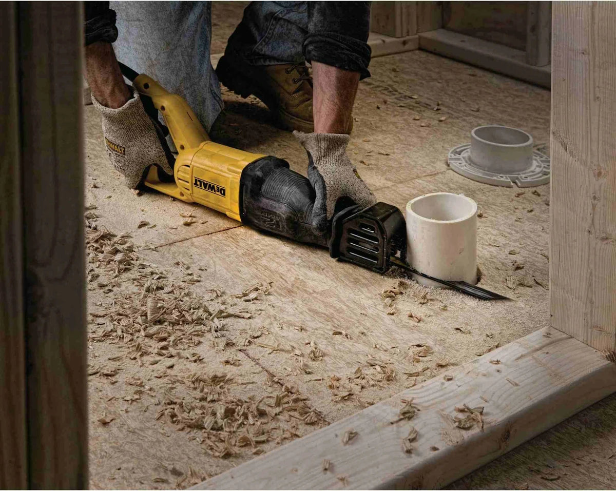 12-Amp Variable-Speed Reciprocating Saw