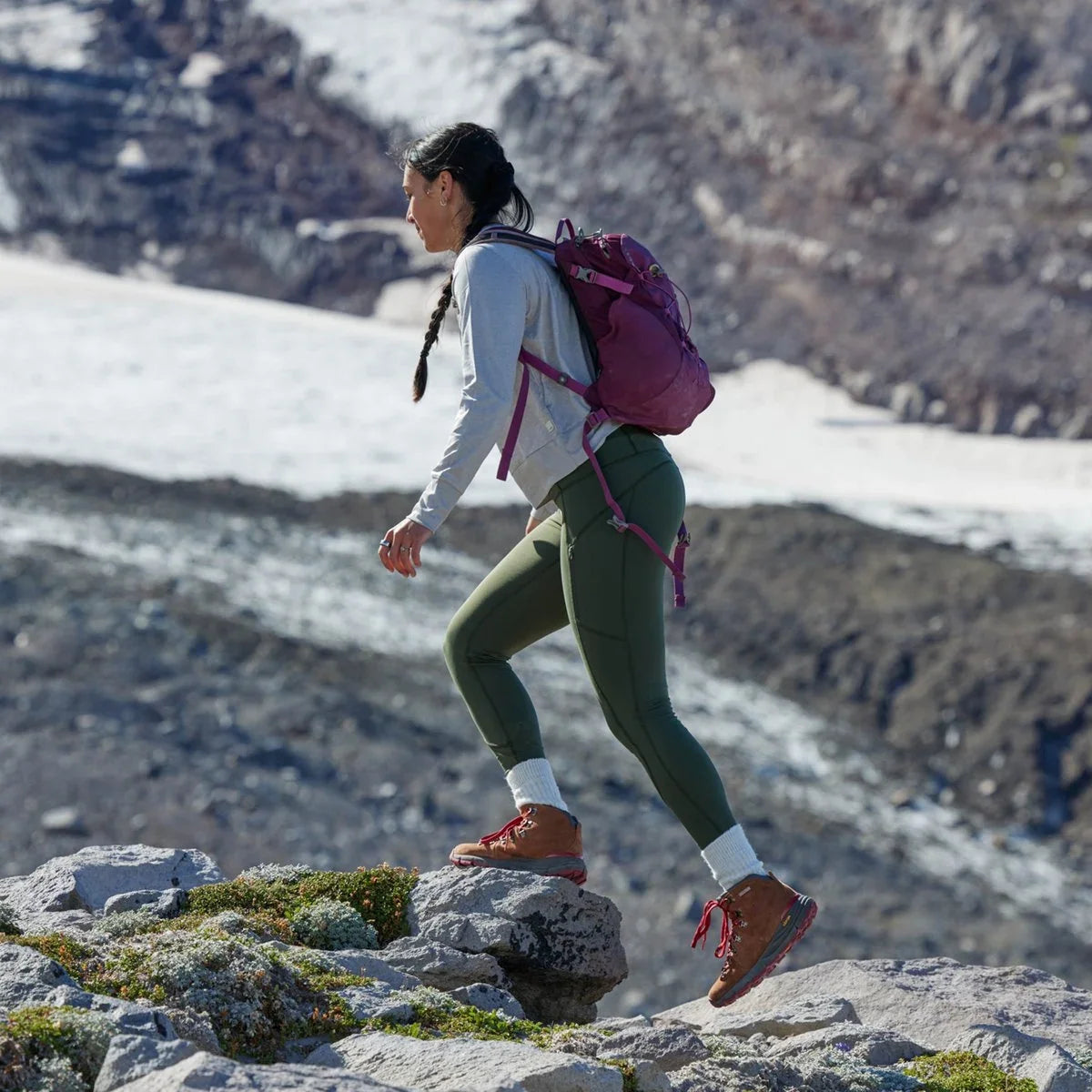 Women's Waterproof Hiking Boot - Brown Red