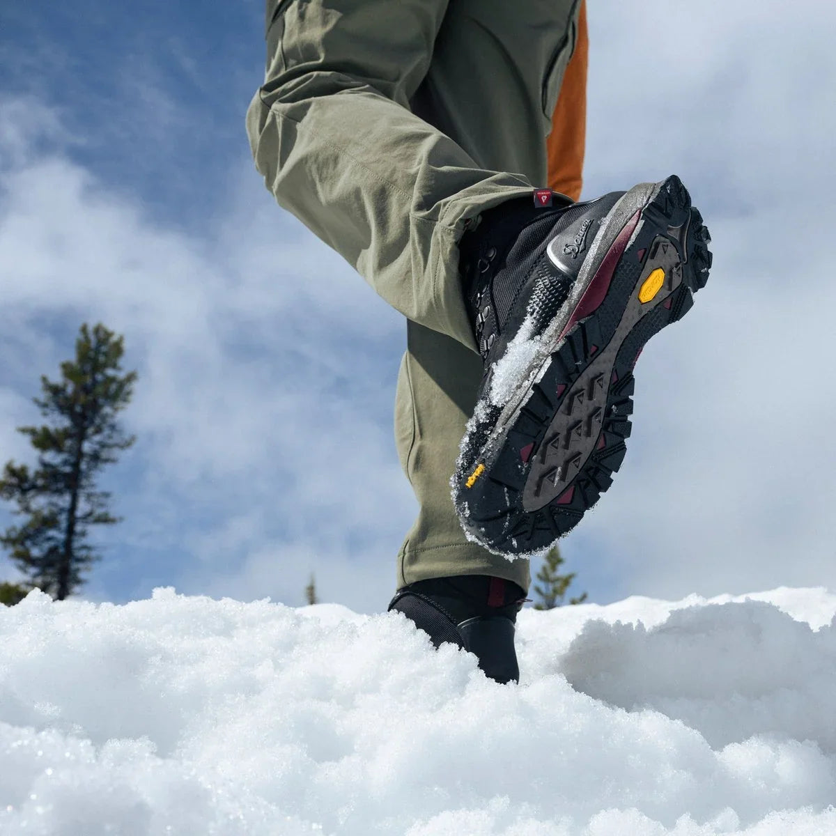 Women's 7-Inch Insulated Waterproof Hiking Boot - Black