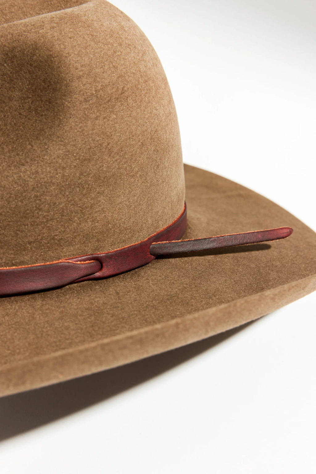 Beth Dutton's Low Gus Crown Olive Cowboy Hat