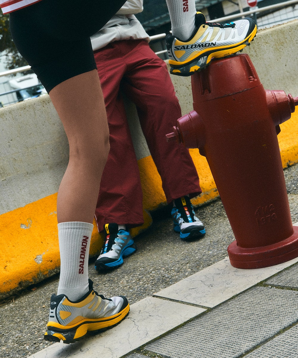 Cushioned Retro Sneakers - Black