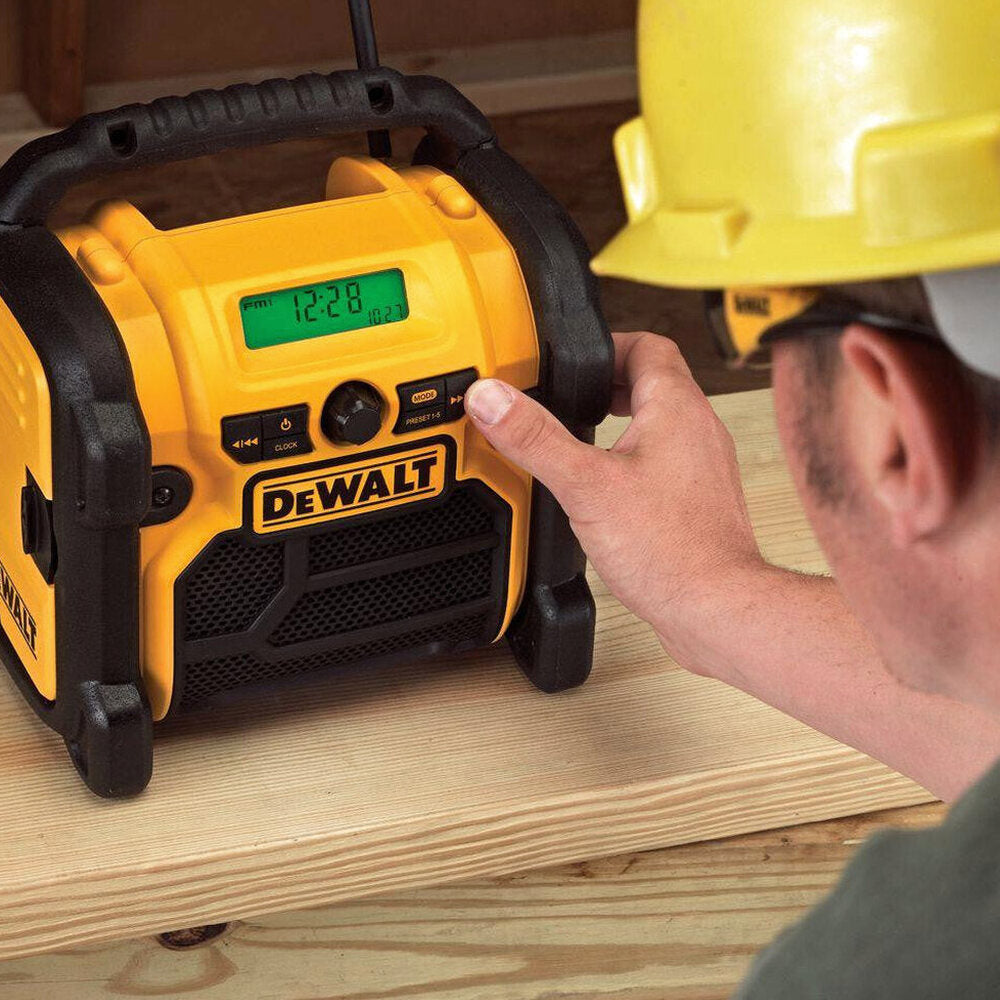 20-Volt MAX Compact Corded/Cordless Worksite Radio