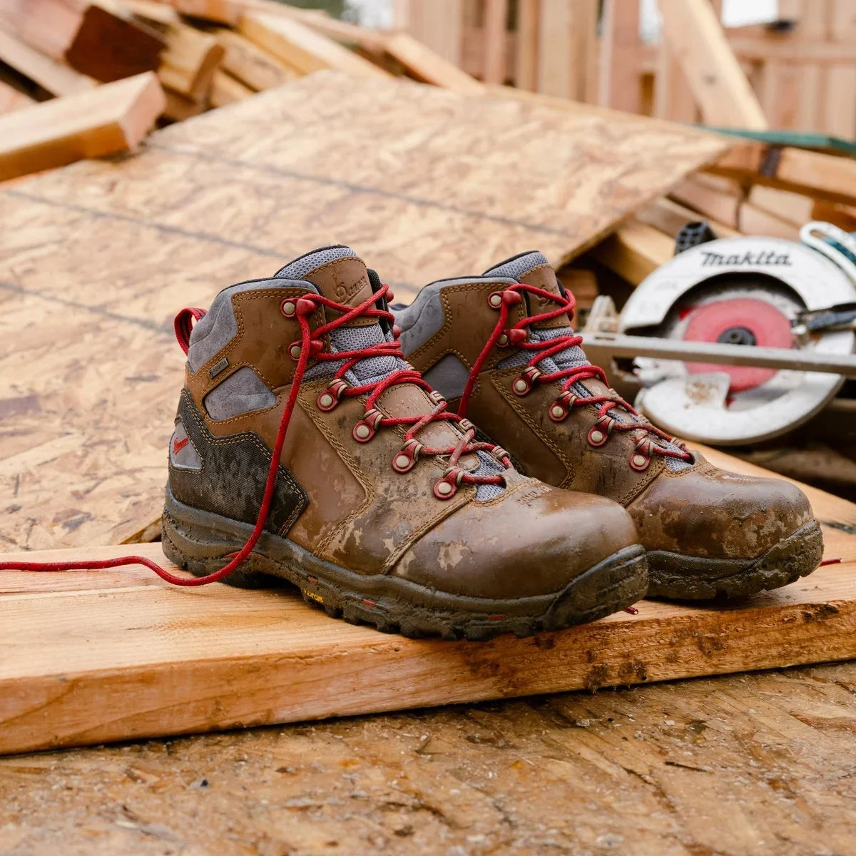 Men's Waterproof Composite Toe Work Boot - Brown Red