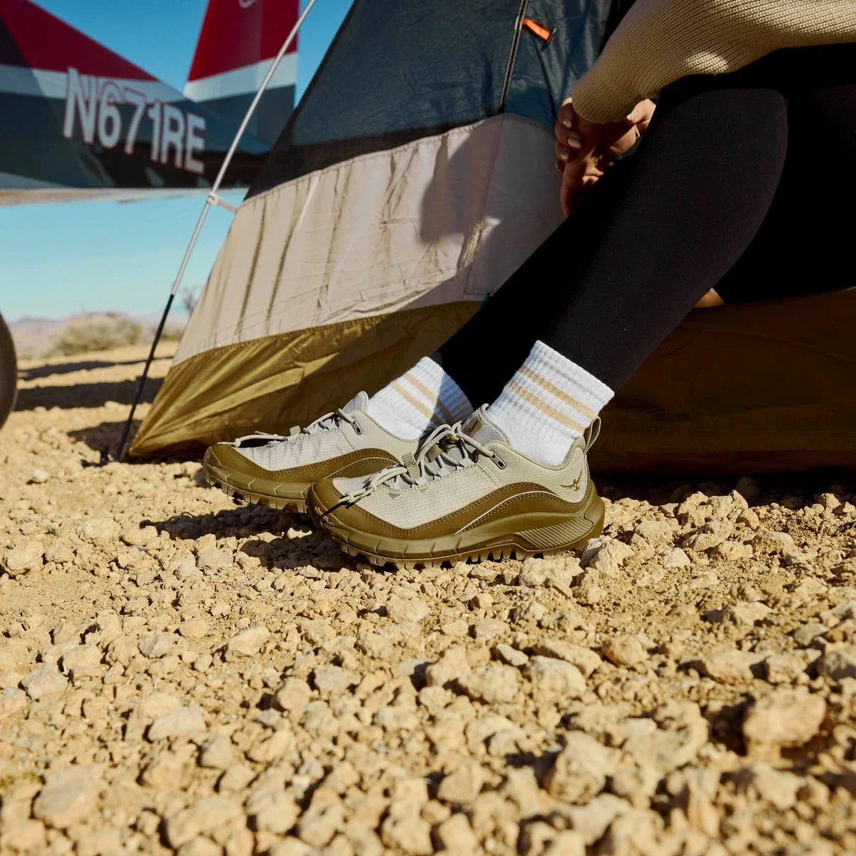 Women's Low Trail Shoe - Sandy Gray