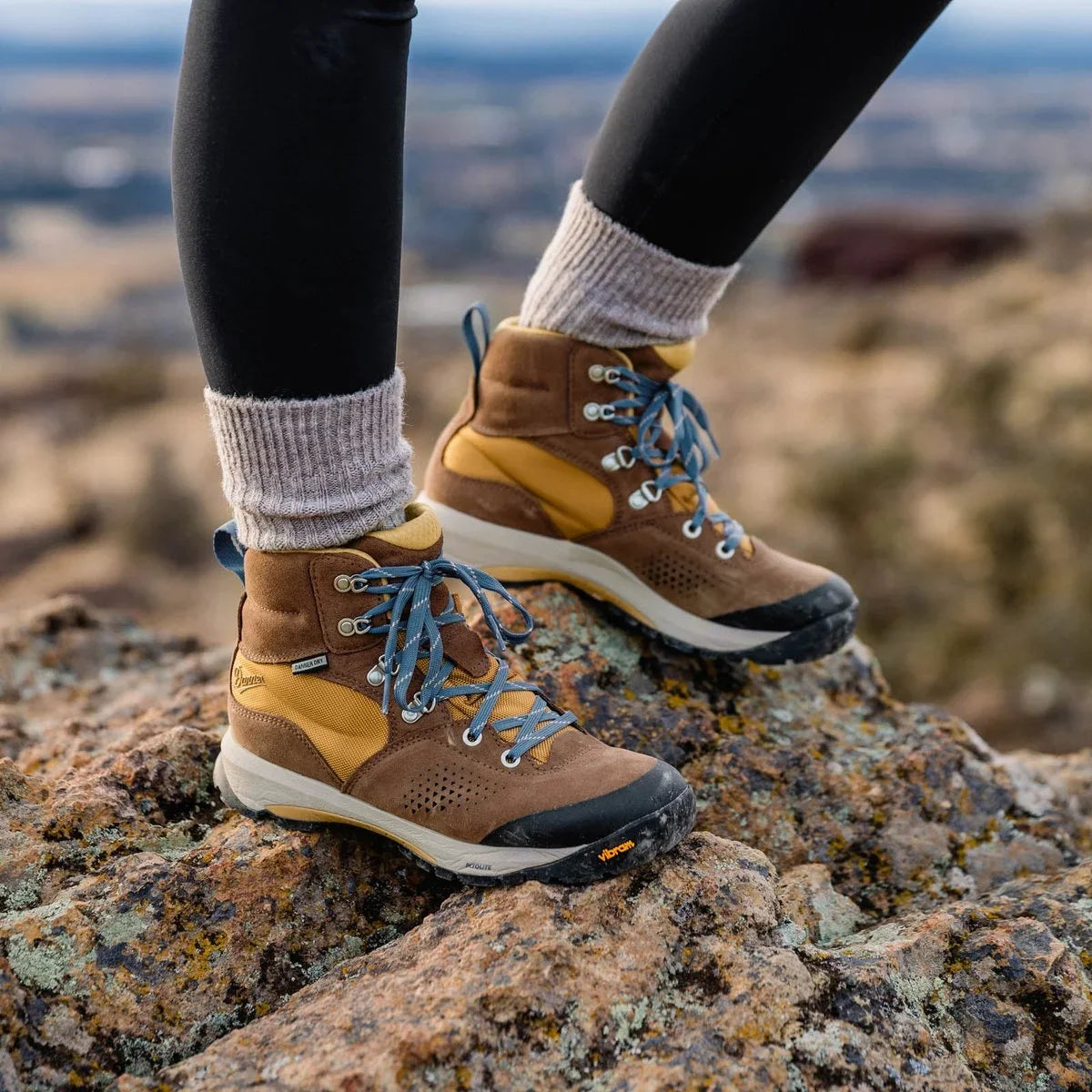 Women's Waterproof Mid Hiking Boot - Brown
