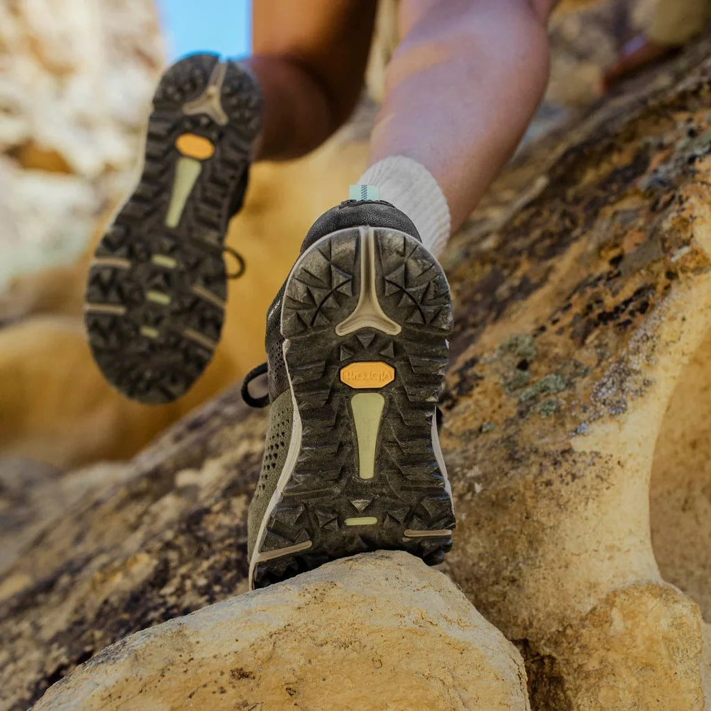 Women's Lightweight Hiking Shoe - Green/Black