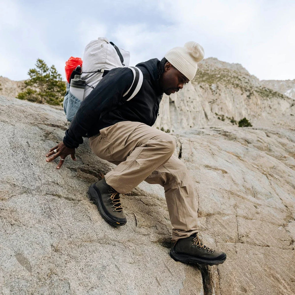 Men's Waterproof Mid Hiking Boot - Smoky Olive