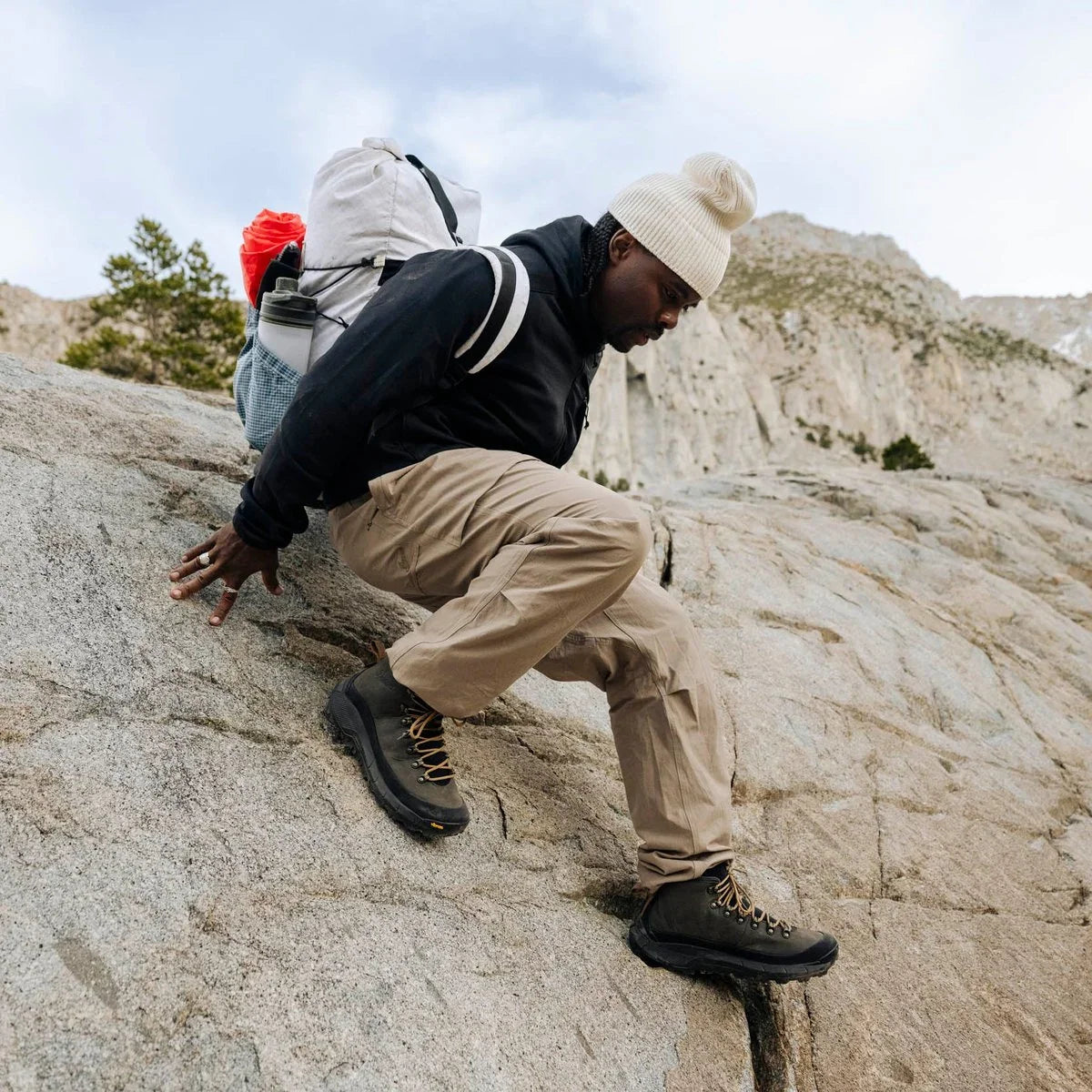 Men's Waterproof Mid Hiking Boot - Smoky Olive