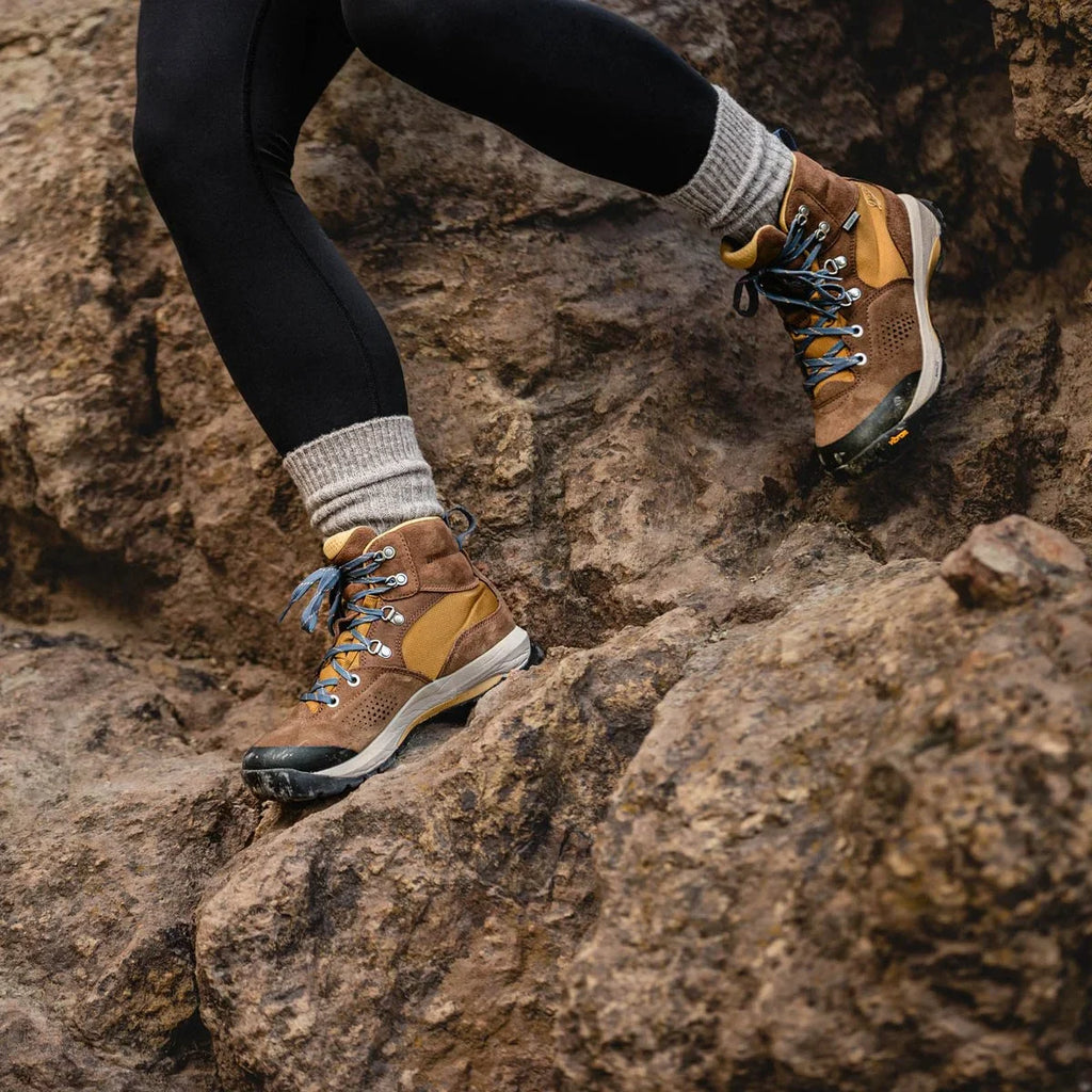 Women's Waterproof Mid Hiking Boot - Brown
