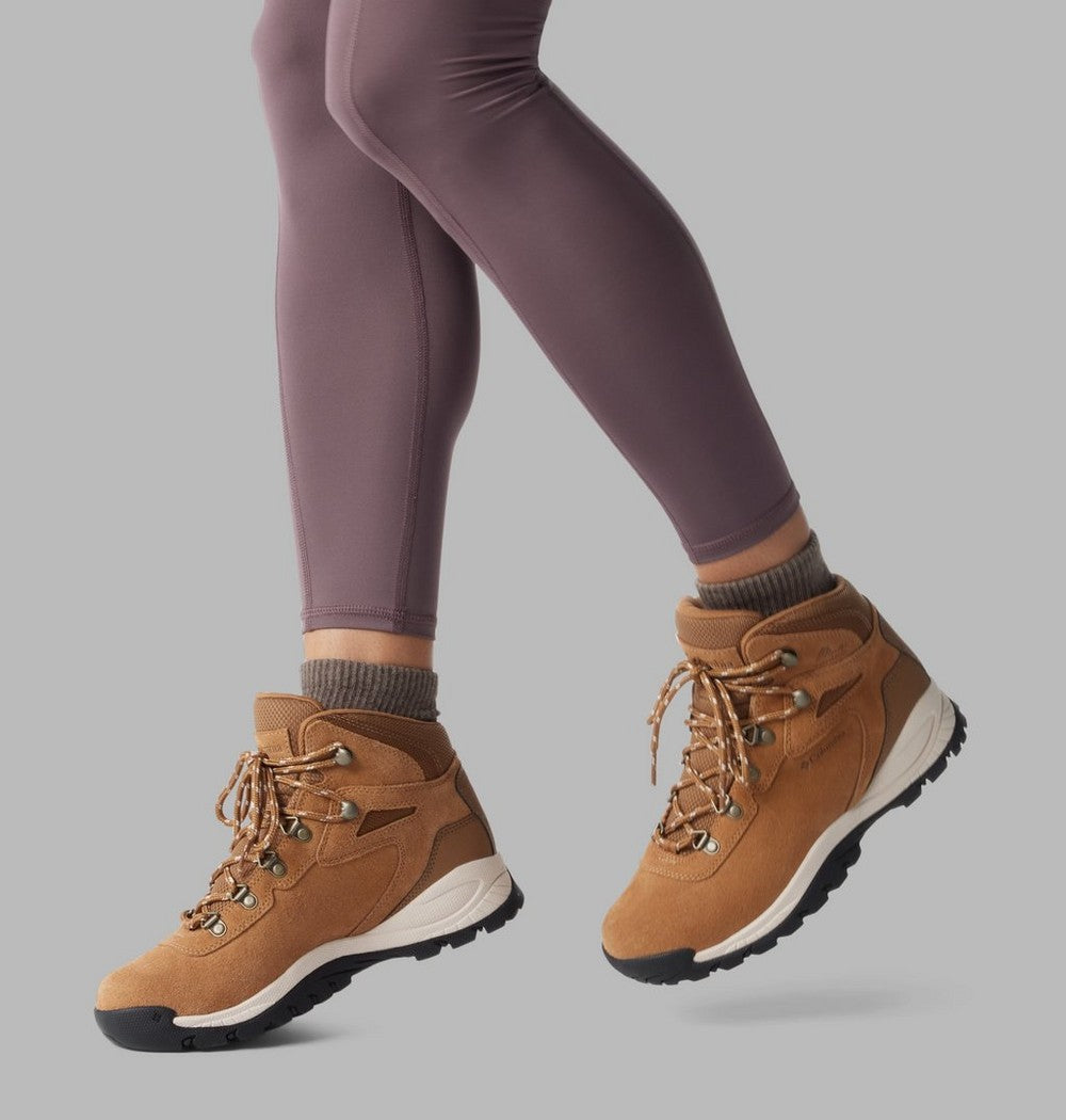 Women's Wide Waterproof Hiking Boot - Cedar Blue