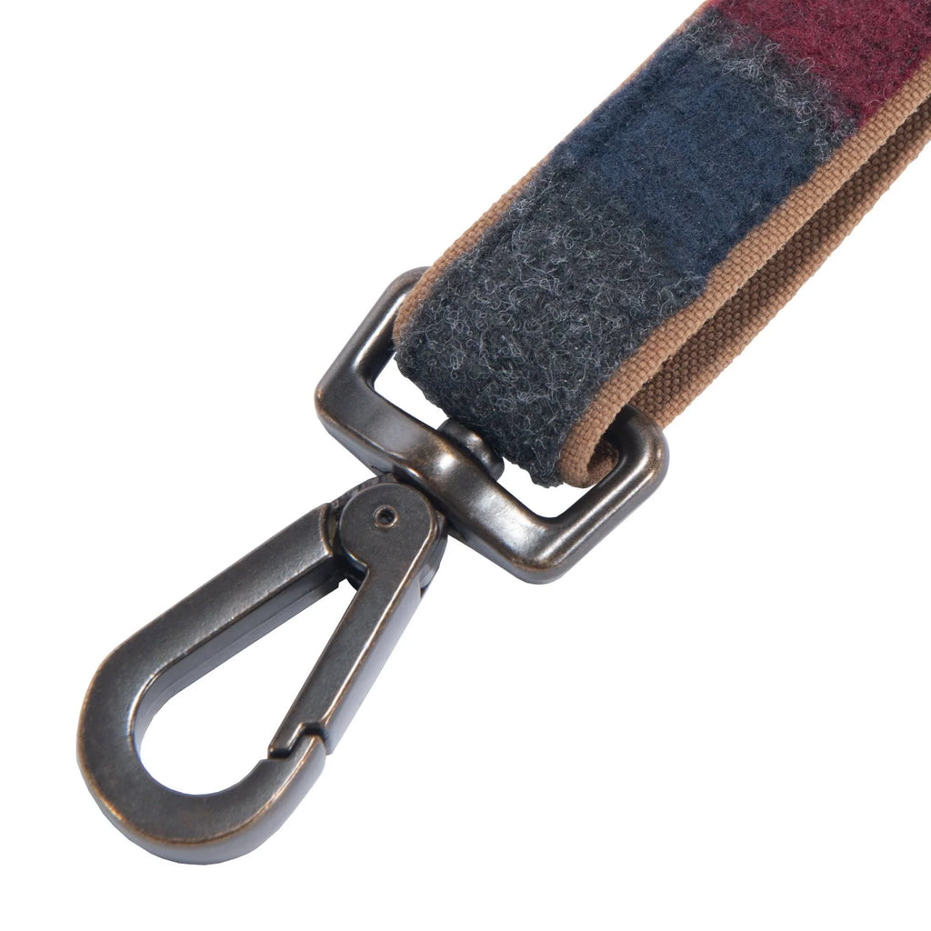 Nylon Dog Leash With Fleece Stripe