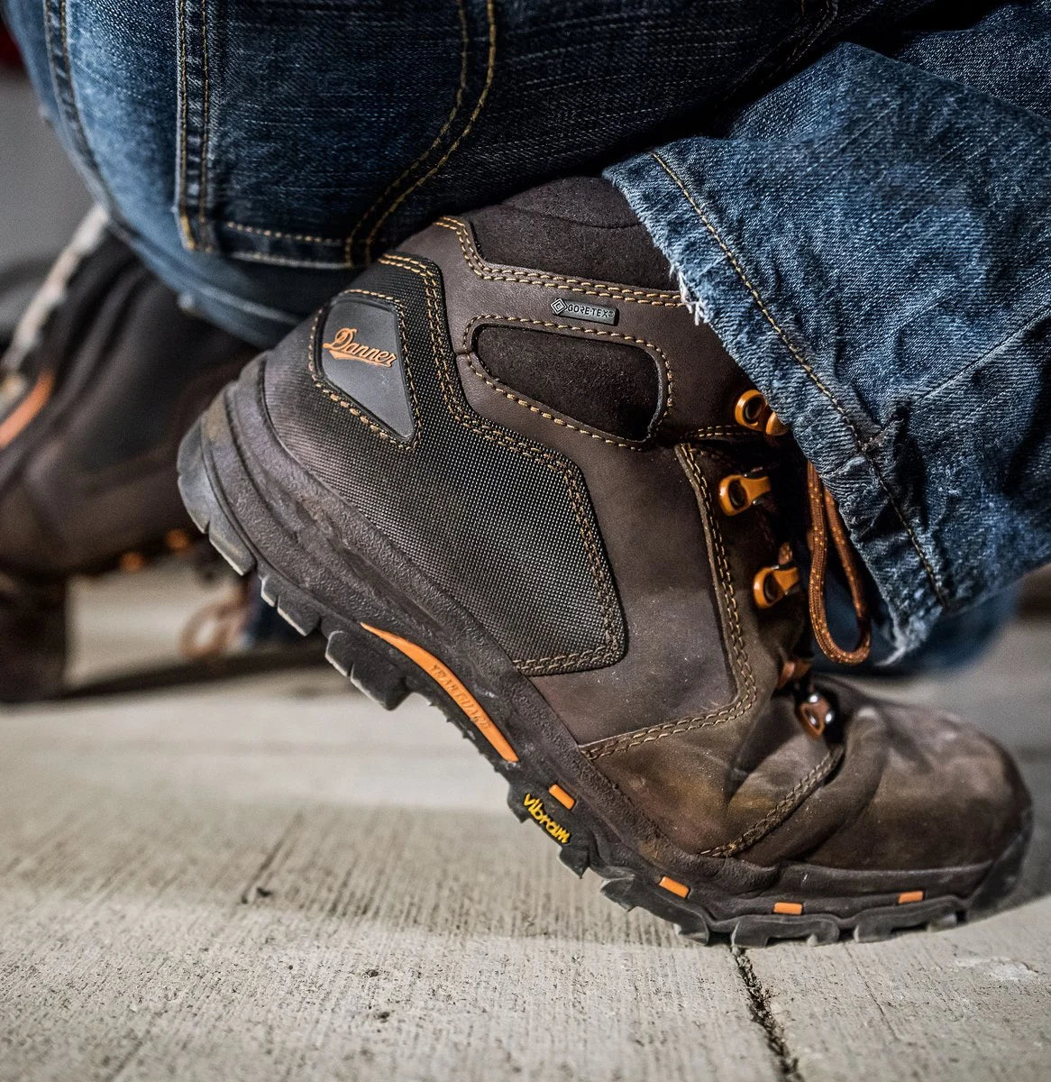 Men's 4.5-Inch Waterproof Work Boot - Brown/Orange