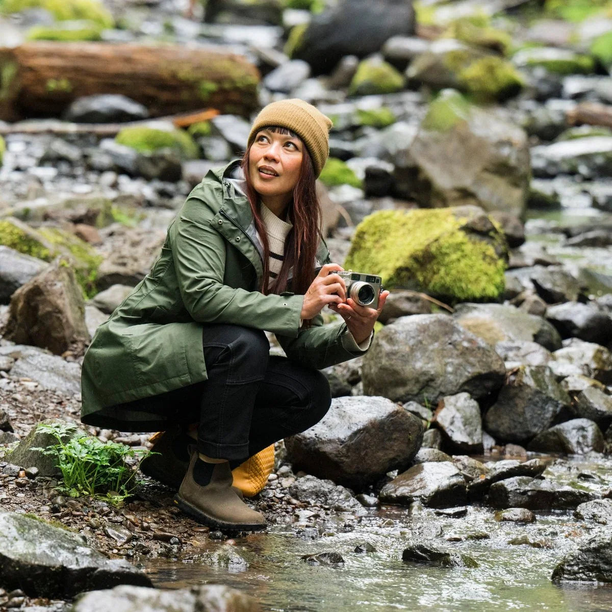 Women's Waterproof Nubuck Chelsea Boots - Brown