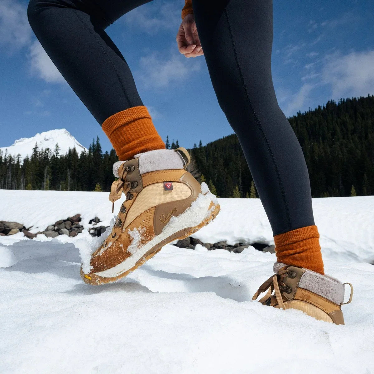 Women's Insulated Waterproof Hiking Boot - Bone Brown