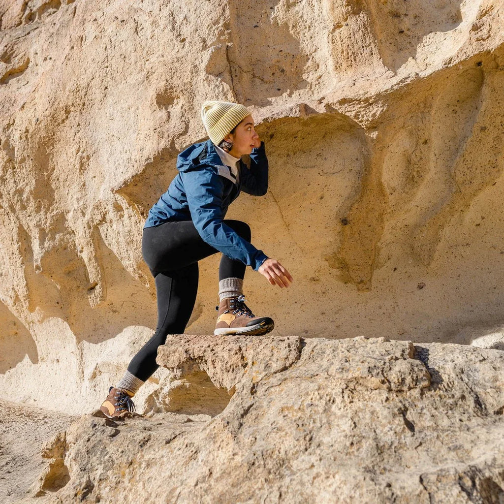 Women's Waterproof Mid Hiking Boot - Brown
