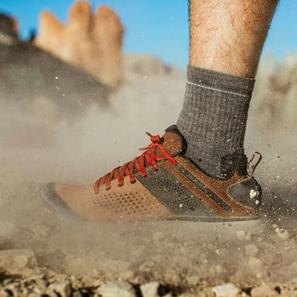 Men's 3-Inch Trail Hiking Shoe - Brown/Red