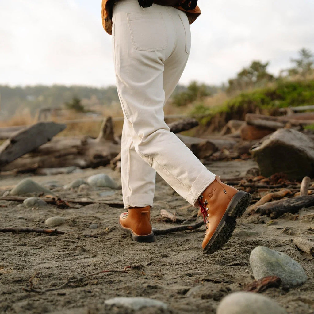 Women's Waterproof Leather Hiking Boot - Cascade