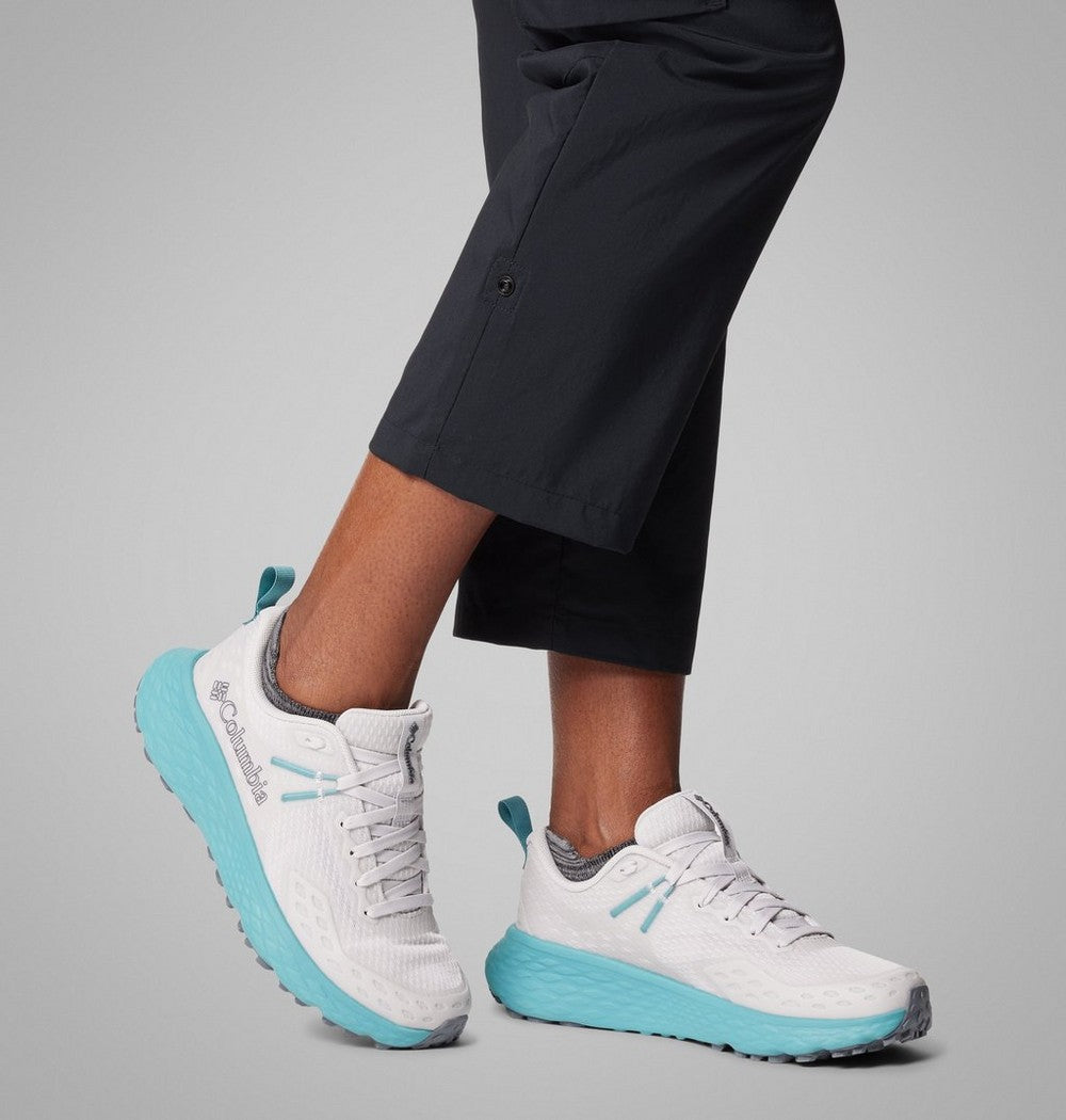 Women's Road-To-Trail Running Shoe - Teal