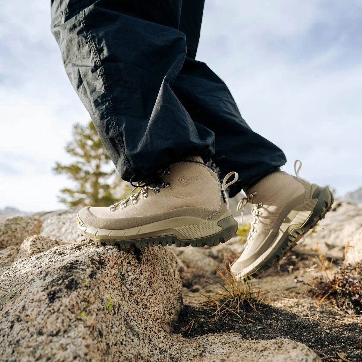 Women's Waterproof Mid Hiking Boot - Ash Gray