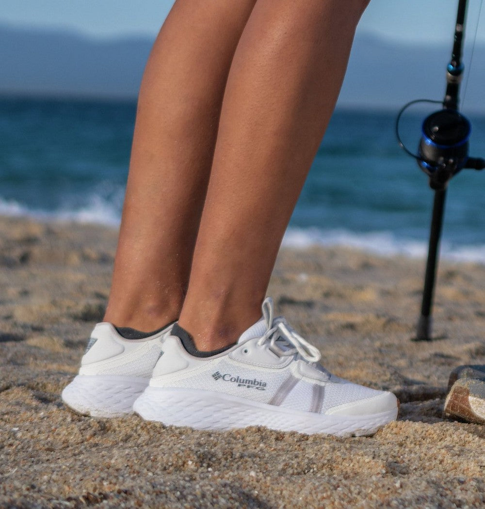 Women's Water-Resistant Fishing Shoe - Grey Peach