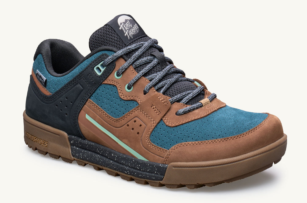 Women's Trail Sneaker - Ghost