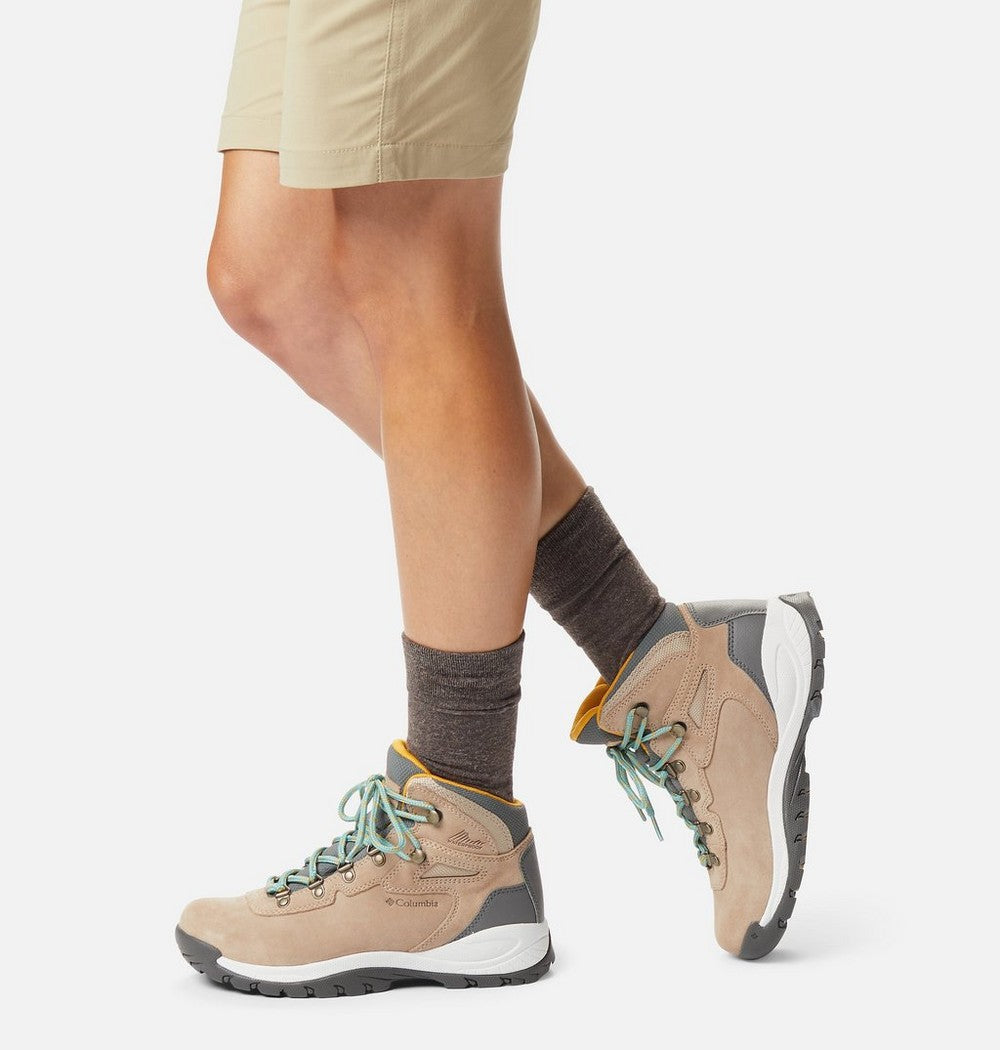 Women's Wide Waterproof Hiking Boot - Cedar Blue