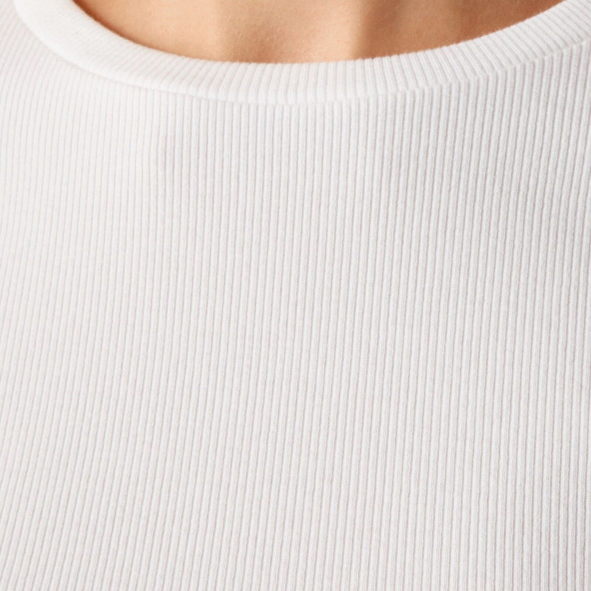 Women's Ribbed Long-Sleeve T-Shirt - Black