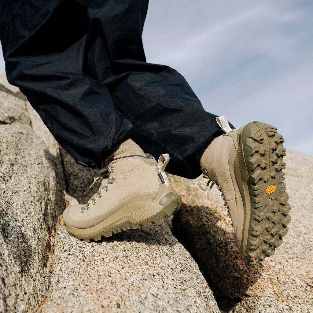 Women's Waterproof Mid Hiking Boot - Ash Gray