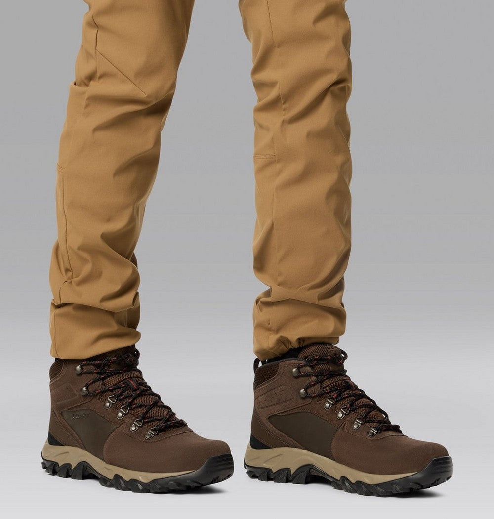 Men's Waterproof Suede Hiking Boot - Brown