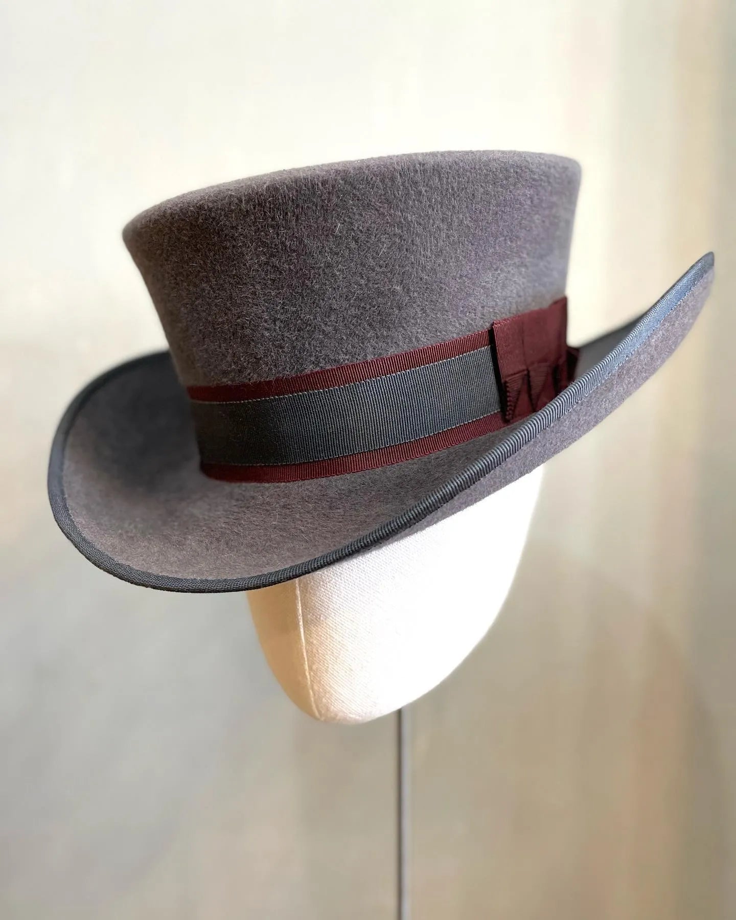Double Color Gambler'S Hat