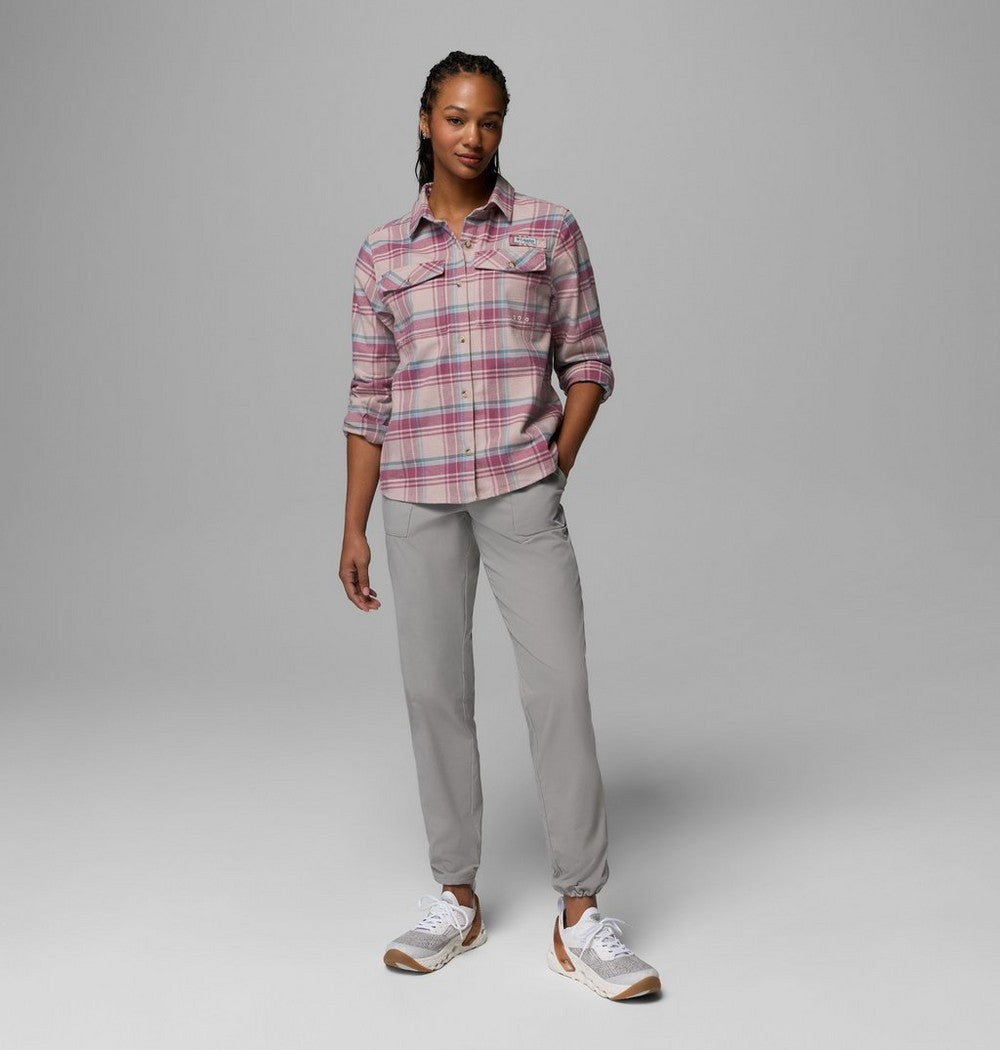Women's Stretch Fishing Flannel Shirt - Plaid