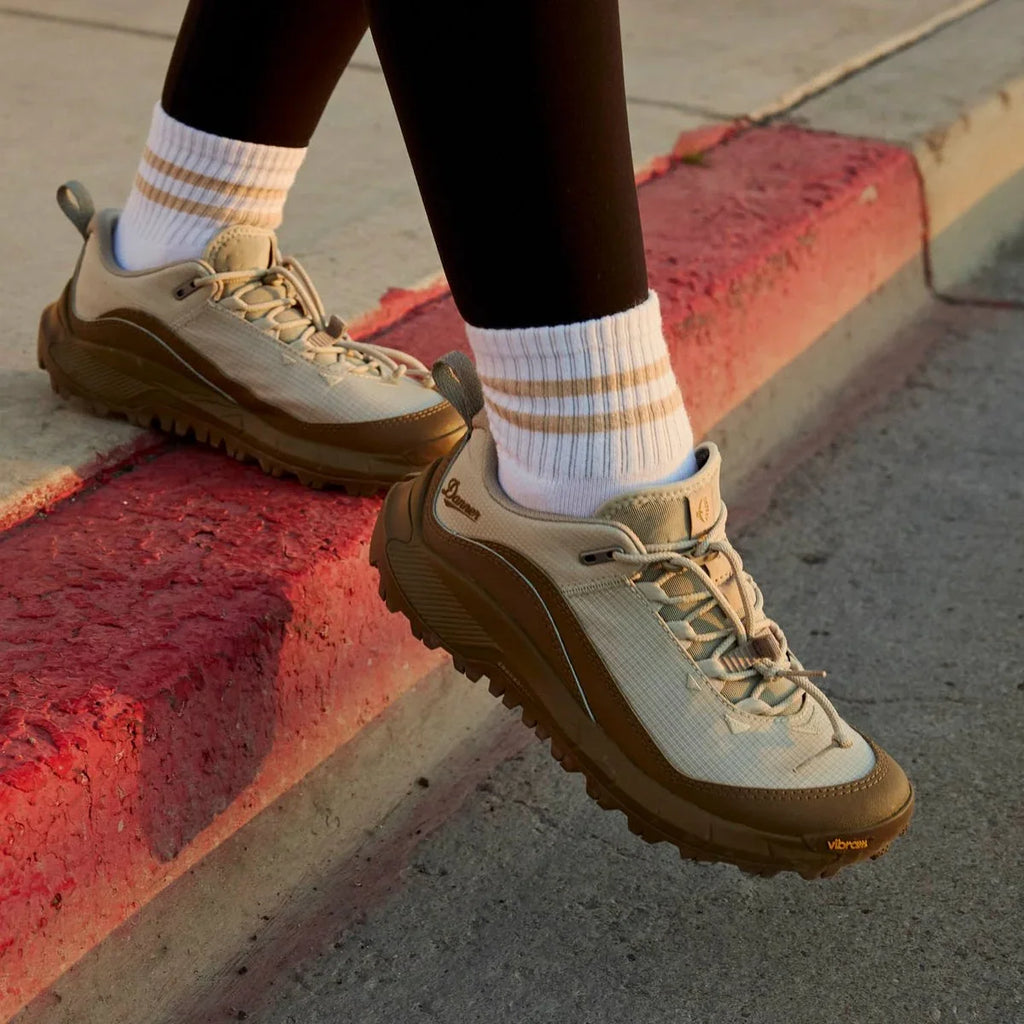 Women's Low Trail Shoe - Sandy Gray