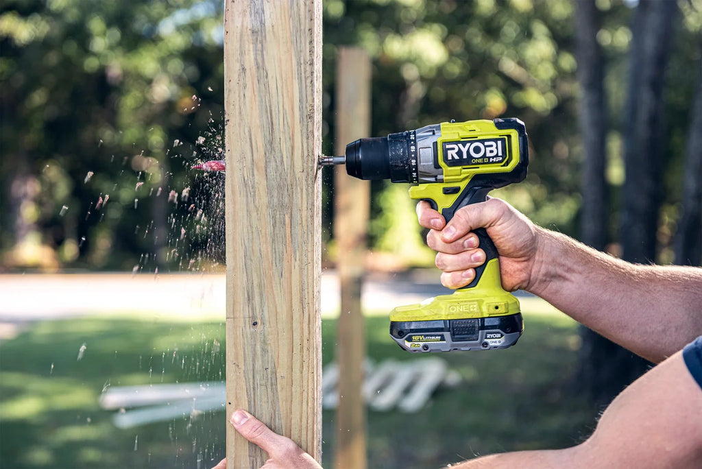 18V Brushless 1/2-Inch Drill Driver Kit