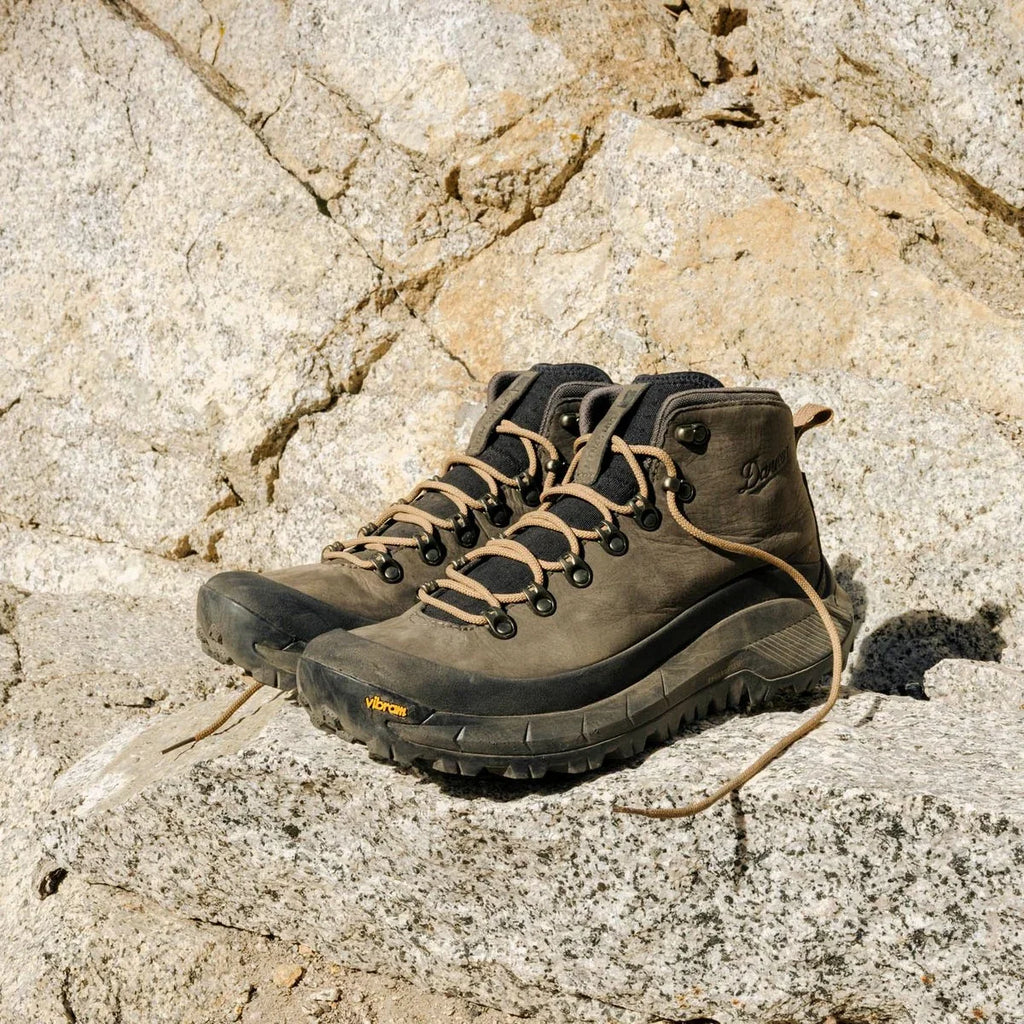 Men's Waterproof Mid Hiking Boot - Smoky Olive