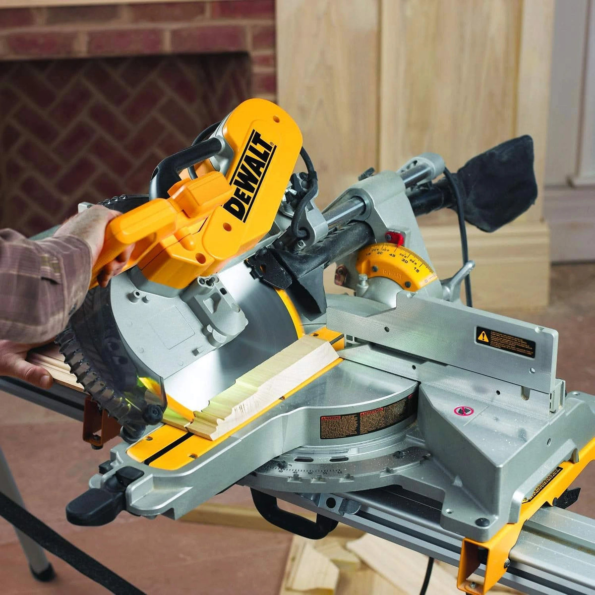 12 In. Sliding Compound Miter Saw