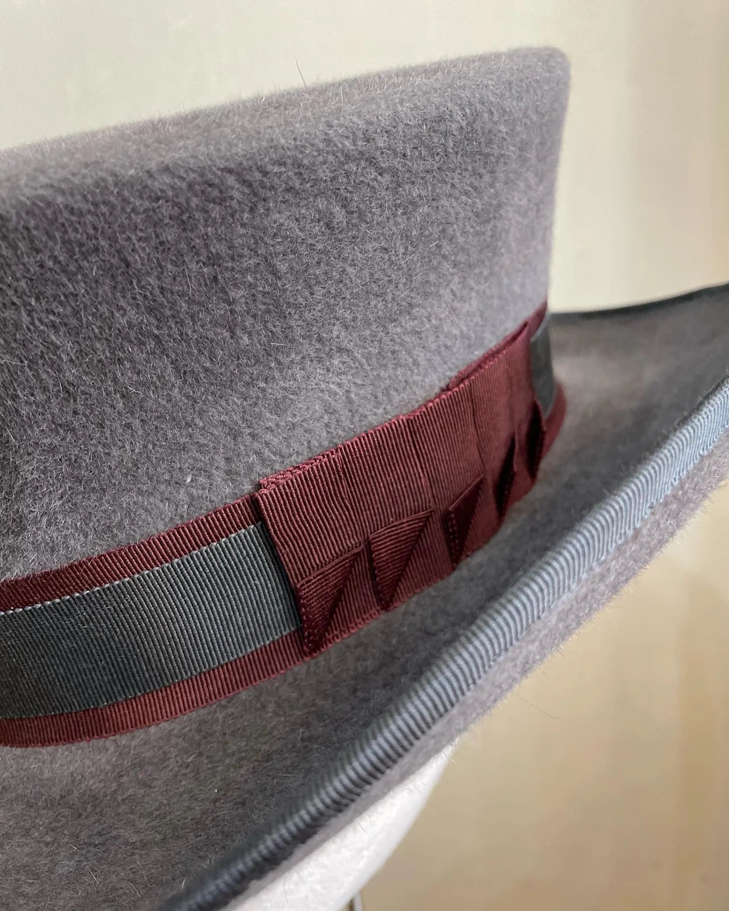 Double Color Gambler'S Hat