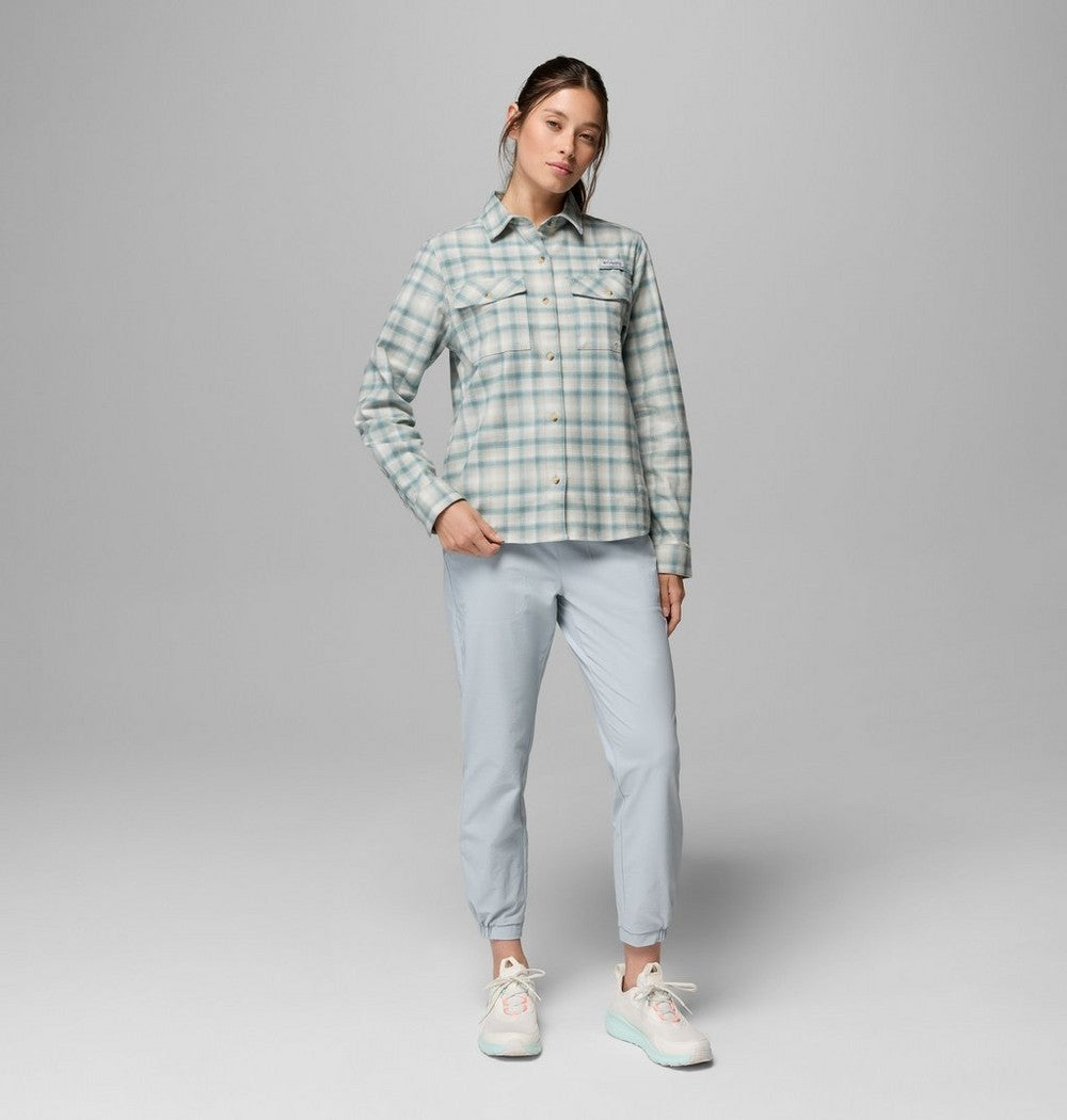Women's Stretch Fishing Flannel Shirt - Plaid