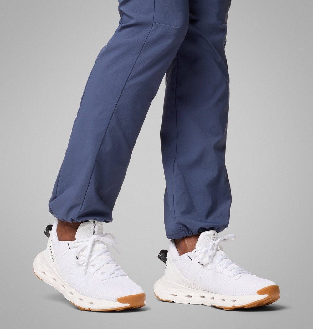 Women's Breathable Trail Sneaker - White Black