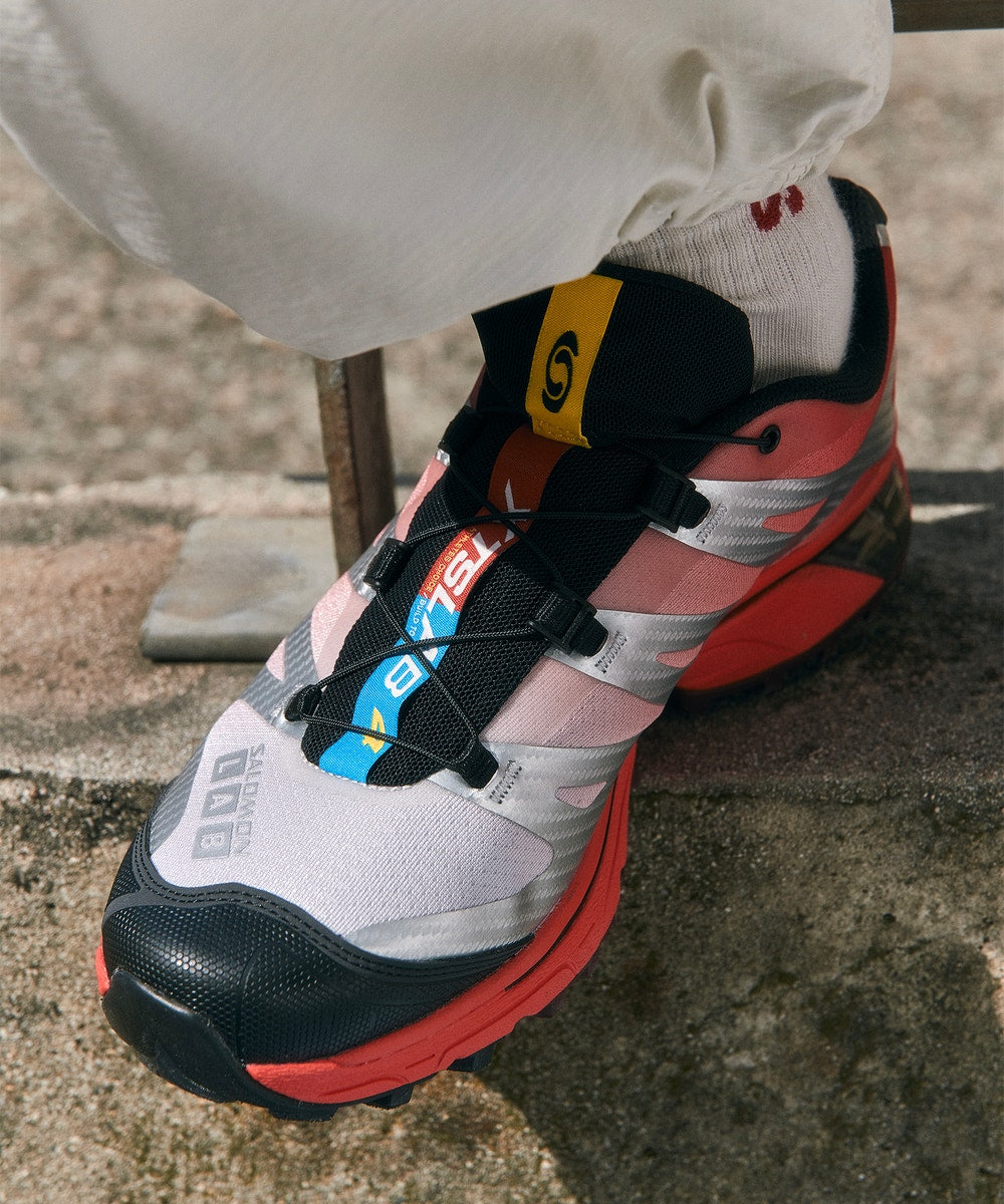 Cushioned Retro Sneakers - Black