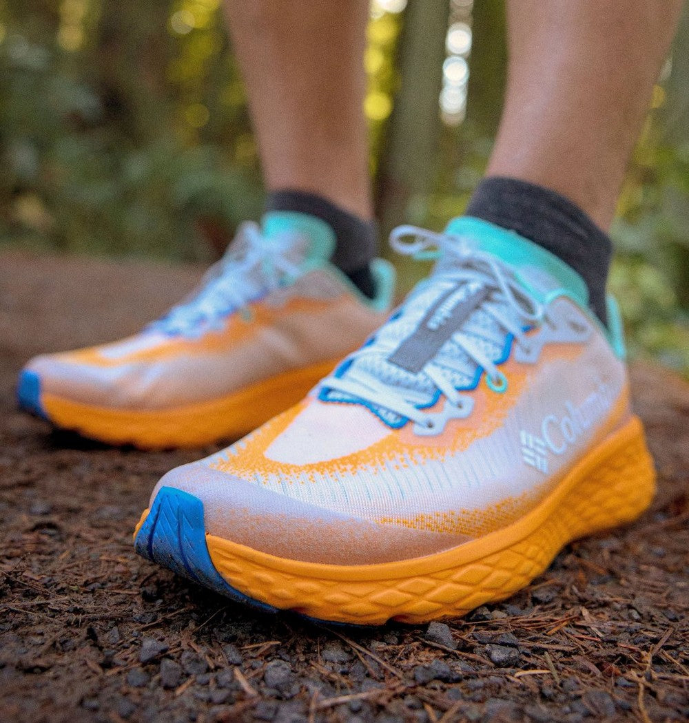 Men's Wide Trail Running Shoe - Red
