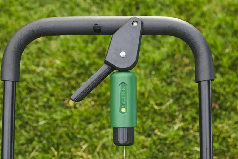 Scotts Turf Builder Classic Drop Spreader - Precision Lawn Fertilizer & Seed Distributor